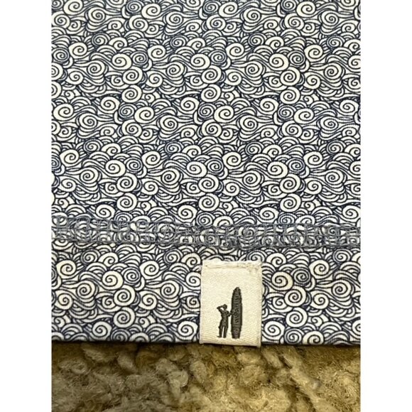 Johnnie O Men Navy Rucker Prep-Formance Lightweight Hoodie Shirt Size XXL EUC - Picture 2 of 6